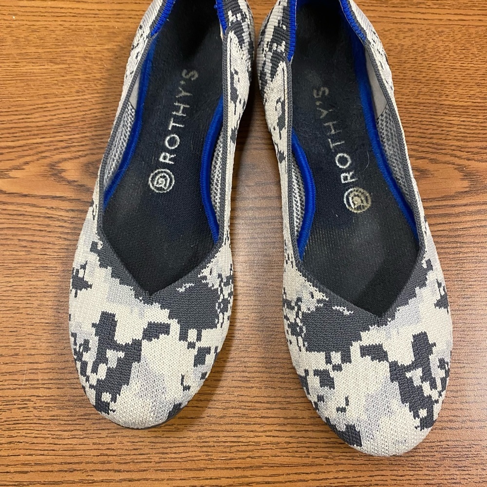 Rothy’s Ash Grey Camo Flats-Size 9 Retired Print! - Picture 13 of 13
